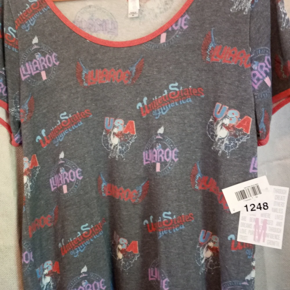 Medium Classic T Patriotic. #1248 - Picture 4 of 5